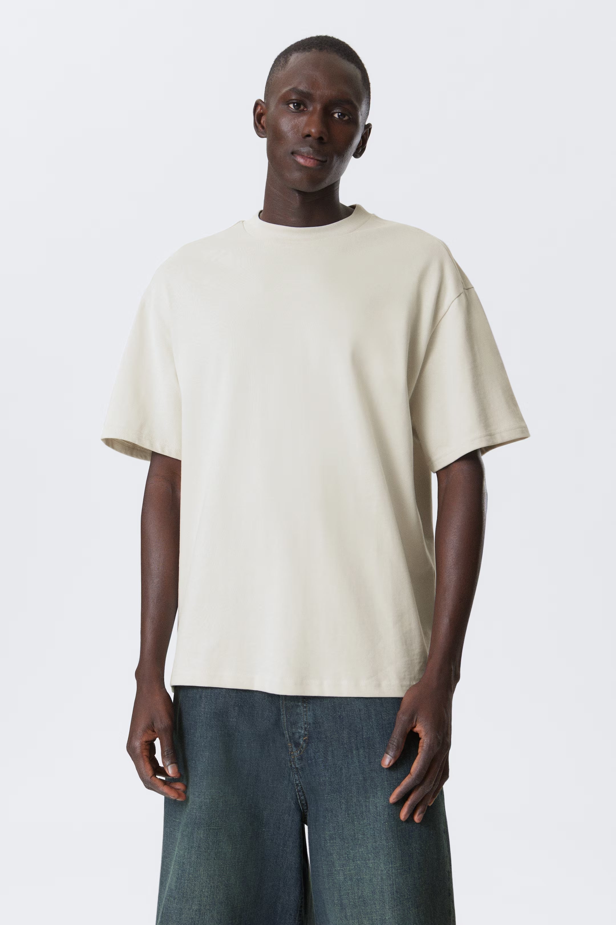 CLASSIC OVERSIZED T SHIRT